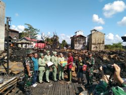 Persit Kartika Chandra Kirana Cabang XXXVII Dim 1011/Klk Bantu Korban Kebakaran di Pulau Mambulau